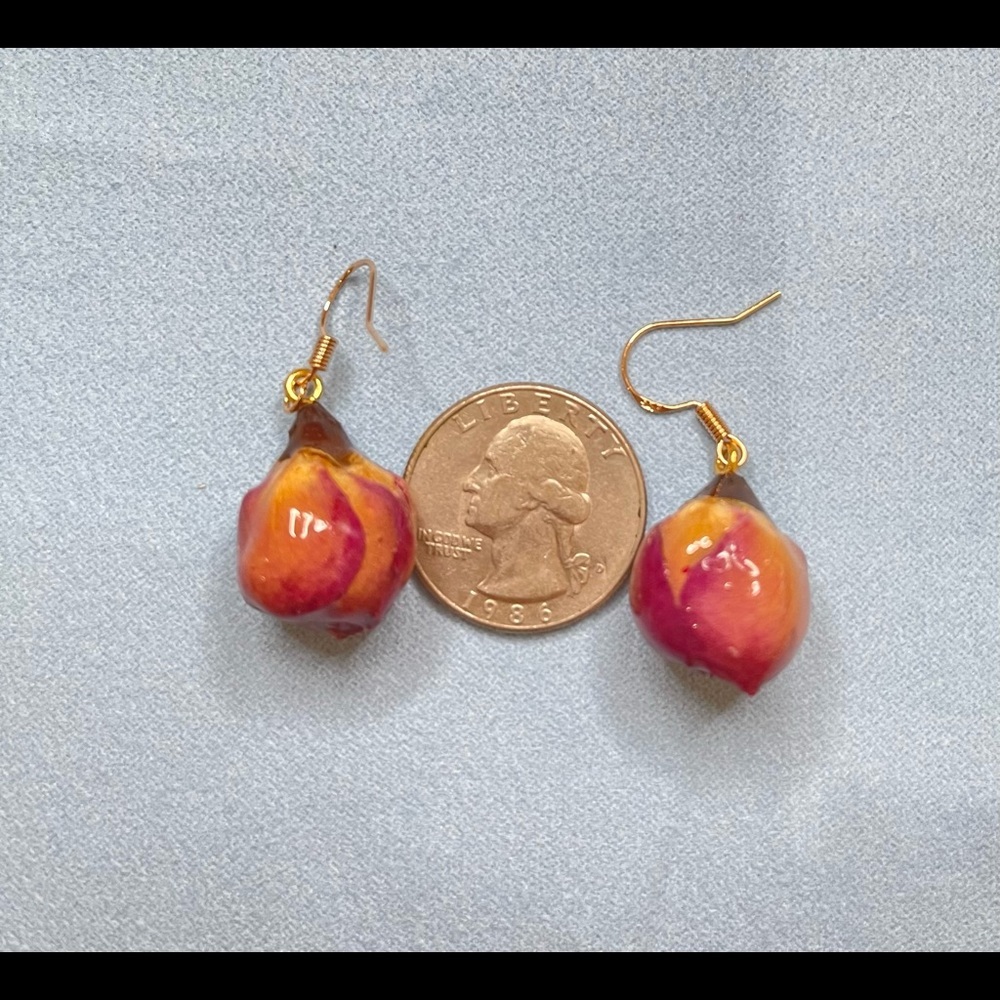 Handmade resin real flower earrings
